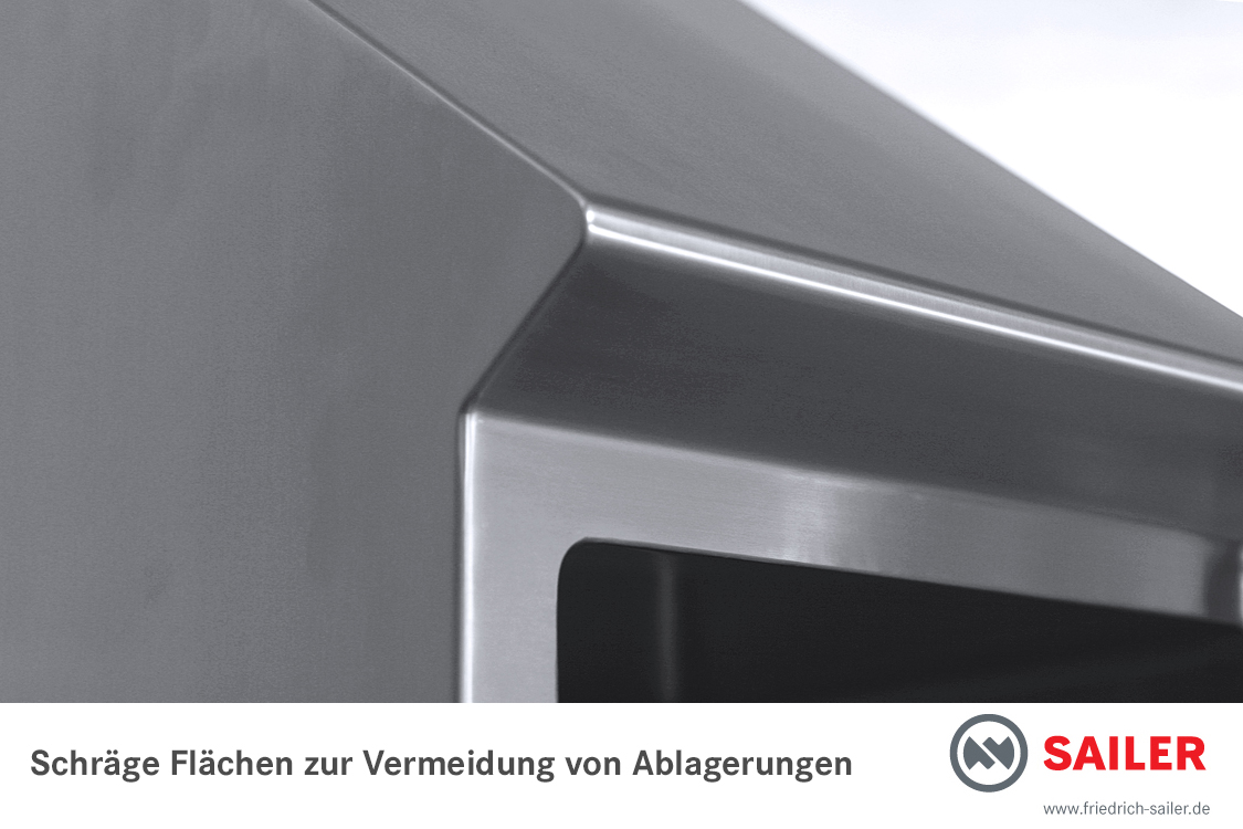 Hygieneoptimierte Edelstahlmoebel Detail Dachschraege